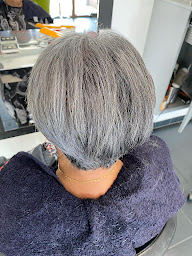 Photo n°29 de Coiffure Libertif à Olemps (Perruquier)