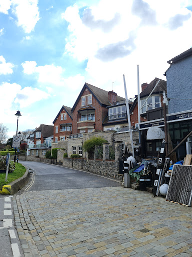 Riverbank House - Thumbnail
