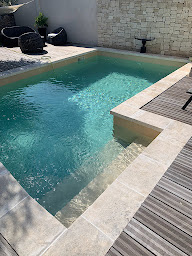 Photo n°15 de FC Piscine 30 à Rochefort-du-Gard (Piscine)