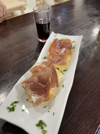 Bar Molina - Thumbnail
