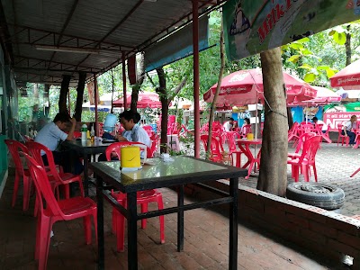 Photos of A Ko Gyi