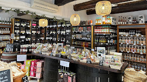 Photo n°2 de Le Terroir Ardéchois - Produits régionaux à Vallon-Pont-d'Arc (Épicerie)
