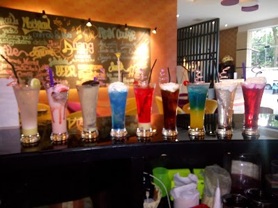Photos of Anang Family Karaoke
