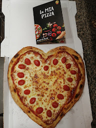 Photo n°37 de La mia pizza paris 14 ème, Pizzeria : Pizzas Classique & VEGAN, Option Pizza SANS GLUTEN** à Paris (Restaurant sans gluten)