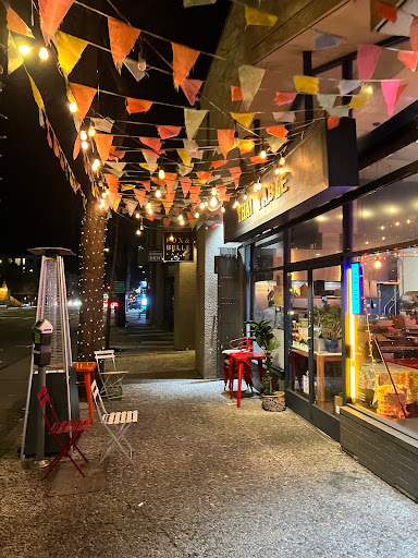 Thai Table - Visual