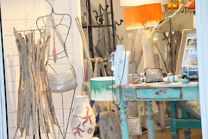 Photo n°4 de L 'Art En Mer Concept Store & Surf Shop Les Lecques à Saint-Cyr-sur-Mer (Magasin de vêtements de sport)