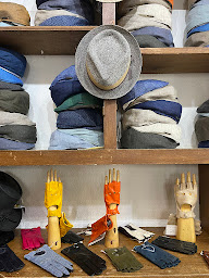 Photo n°9 de Elegance à Lamastre (Magasin de vêtements)