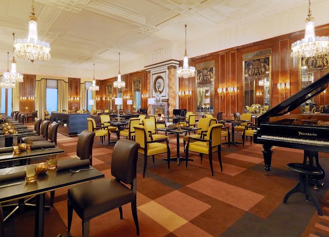 Bristol Lounge