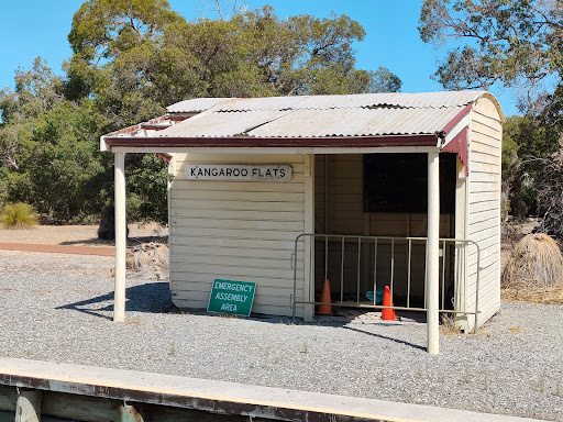 Kangaroo Flats Railway Station - Thumbnail