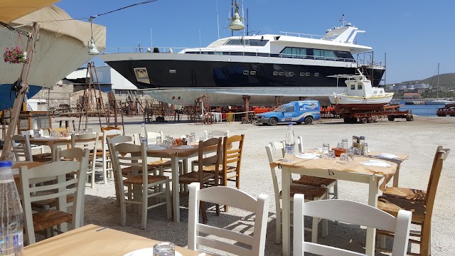 Taverna Tarsanas