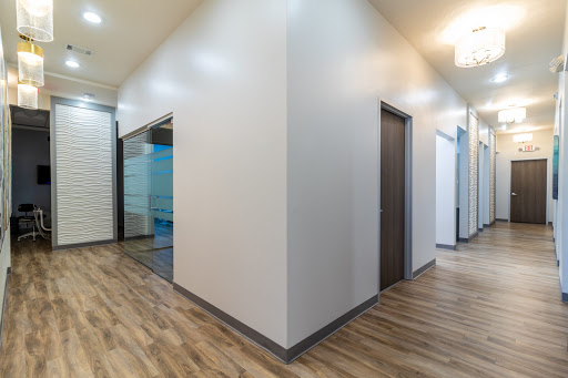 Lori Logan DDS - Visual