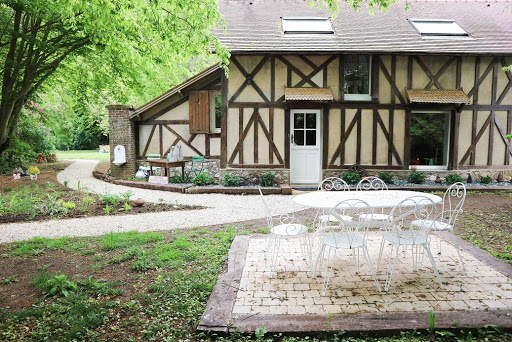 Photo de L'Atelier : près de Giverny gîte avec piscine à Bonnières-sur-Seine (78270)