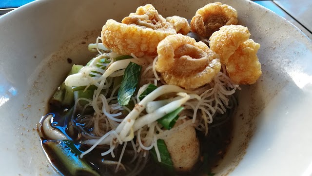 ก๋วยเตี๋ยวเรือป้าเล็ก