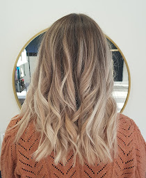 Photo n°8 de L' Adresse à Oradour-sur-Glane (Magasin de produits de beauté)