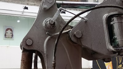 Photos of Whitestone Gallery H Queen&rsquo;s