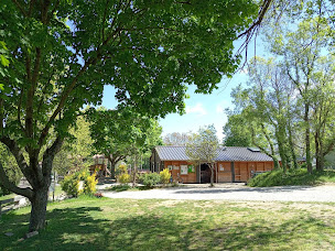 Photo n°3 de Camping municipal Le Chabrioux à Saint-Michel-de-Chabrillanoux (Restaurant)
