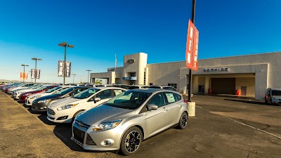 Photos of Oracle Ford, Inc.