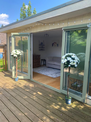Browhouse - Visual