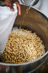 Photo n°8 de Calissons d'Aix Léonard PARLI - La Grande Fabrique à Aix-en-Provence (Artisan chocolatier)