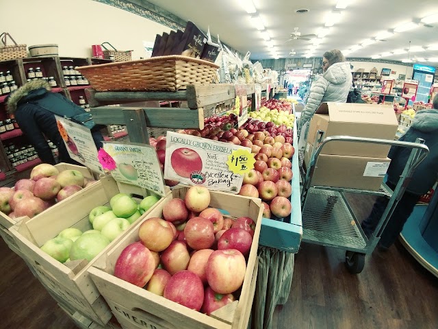 Cherry Hill Orchards Outlet