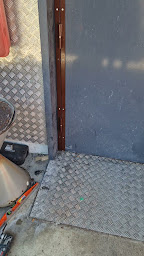 Photo n°8 de Serrurier Pessac - MR SERVICES 33 à Pessac (Plombier)