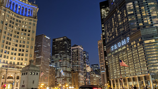 401 North Michigan Avenue Parking - Thumbnail