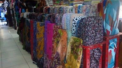 Photos of Toko Kain H. Sulaiman