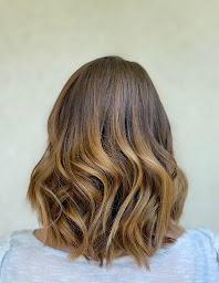 Photo n°2 de BEIGE à Saint-Jean-de-Tholome (Salon de coiffure)