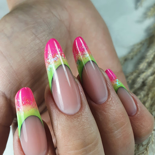 Delicia Salon - Thumbnail