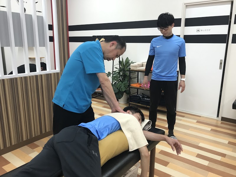 あしカラダ松山大街道店