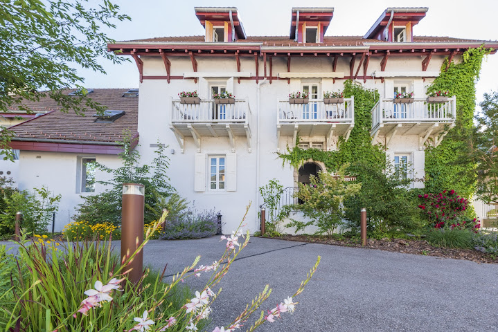 Hôtel Beau Site Talloires by null