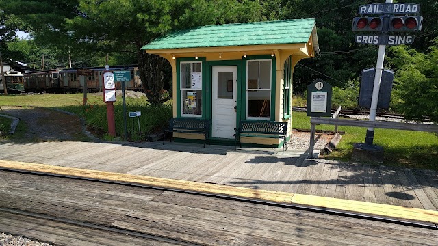 Seashore Trolley Museum