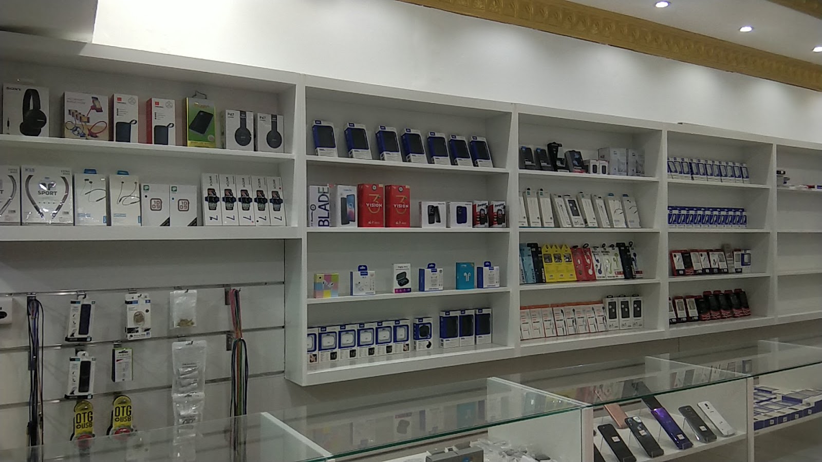 Golden Mobile Phones - صورة 3