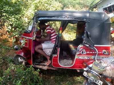 Photos of Lucky Motors
