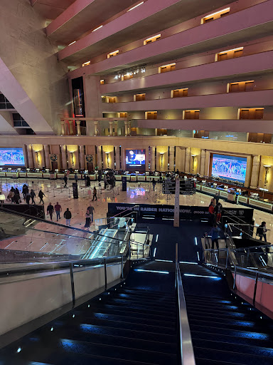 Luxor 24/7 - Visual
