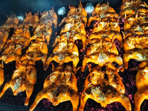 Pollos los colorados - Thumbnail