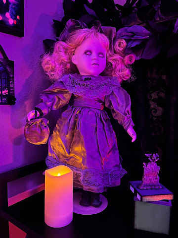 Halloween Emporium and Haunted Tea Room by null