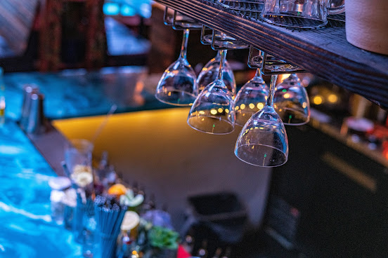 R&R Bar by null