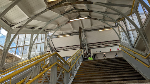 Sutton Station - Visual