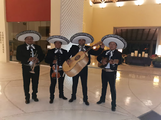 Mariachi Cocula de playa del Carmen