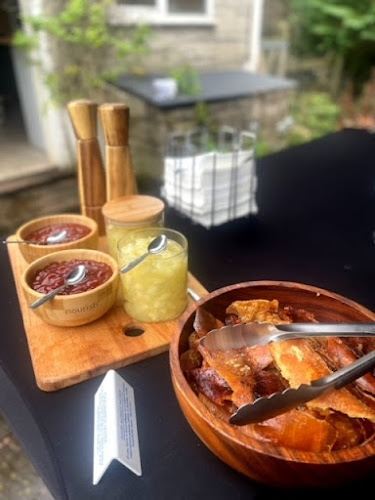 Hog Roast Wokingham Open Times