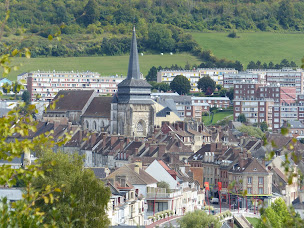 Photo n°5 de Mairie de Neufchâtel-en-Bray à Neufchâtel-en-Bray (Hôtel de ville)