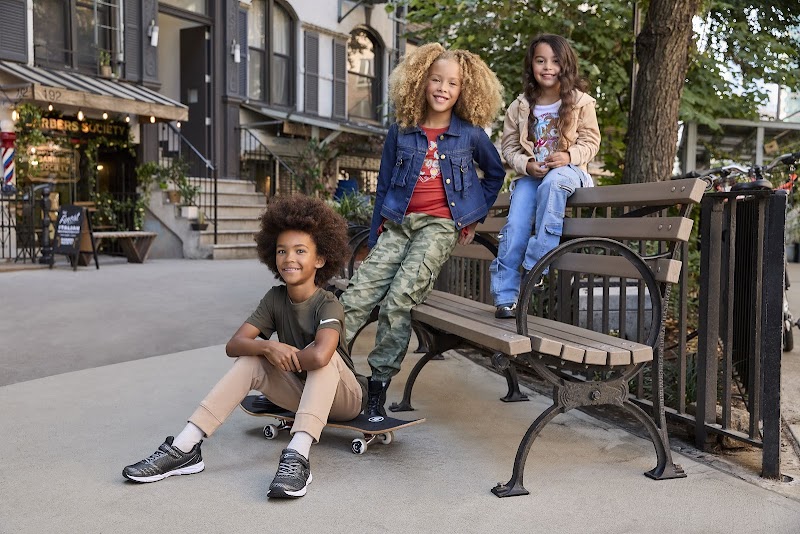 Rainbow Shops photo 2