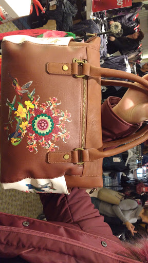 Desigual Store Shopville Le Gru Gallery - Italy