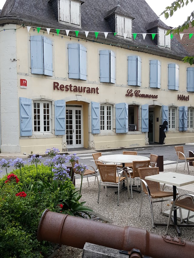 Logis Hôtel le Commerce