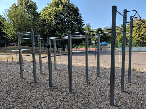 Outdoor-Gym Eichenstahl