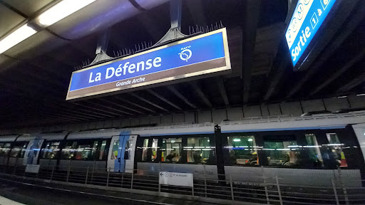 La Défense (Grande Arche) - Thumbnail