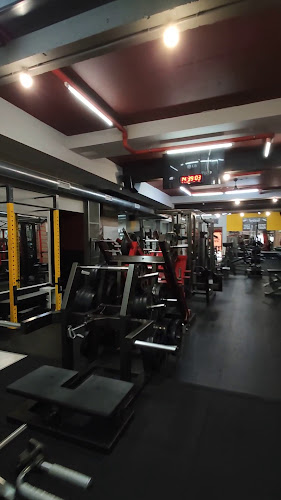 MAX GYM