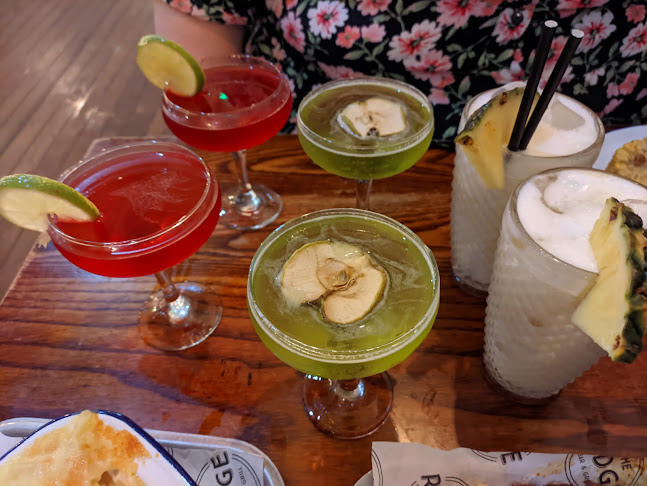 Comments and reviews of The Ridge (Swindon)