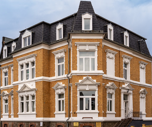 Easy-Haus Immobilien GmbH